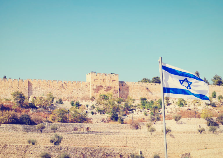 Jak nie-Żydzi powinni rozumieć więź Boga z Izraelem?